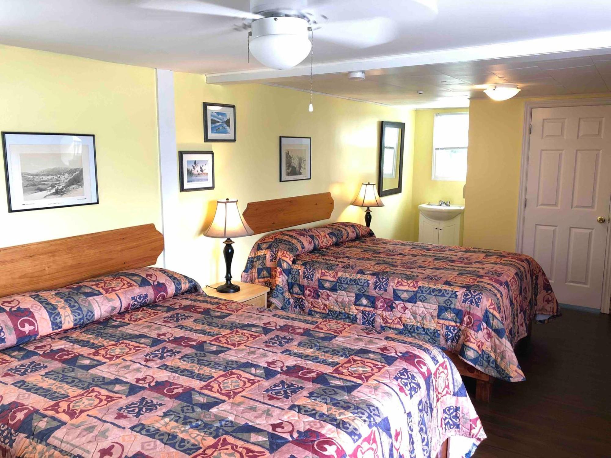Lakelawn B&B And Motel Yarmouth Eksteriør bilde