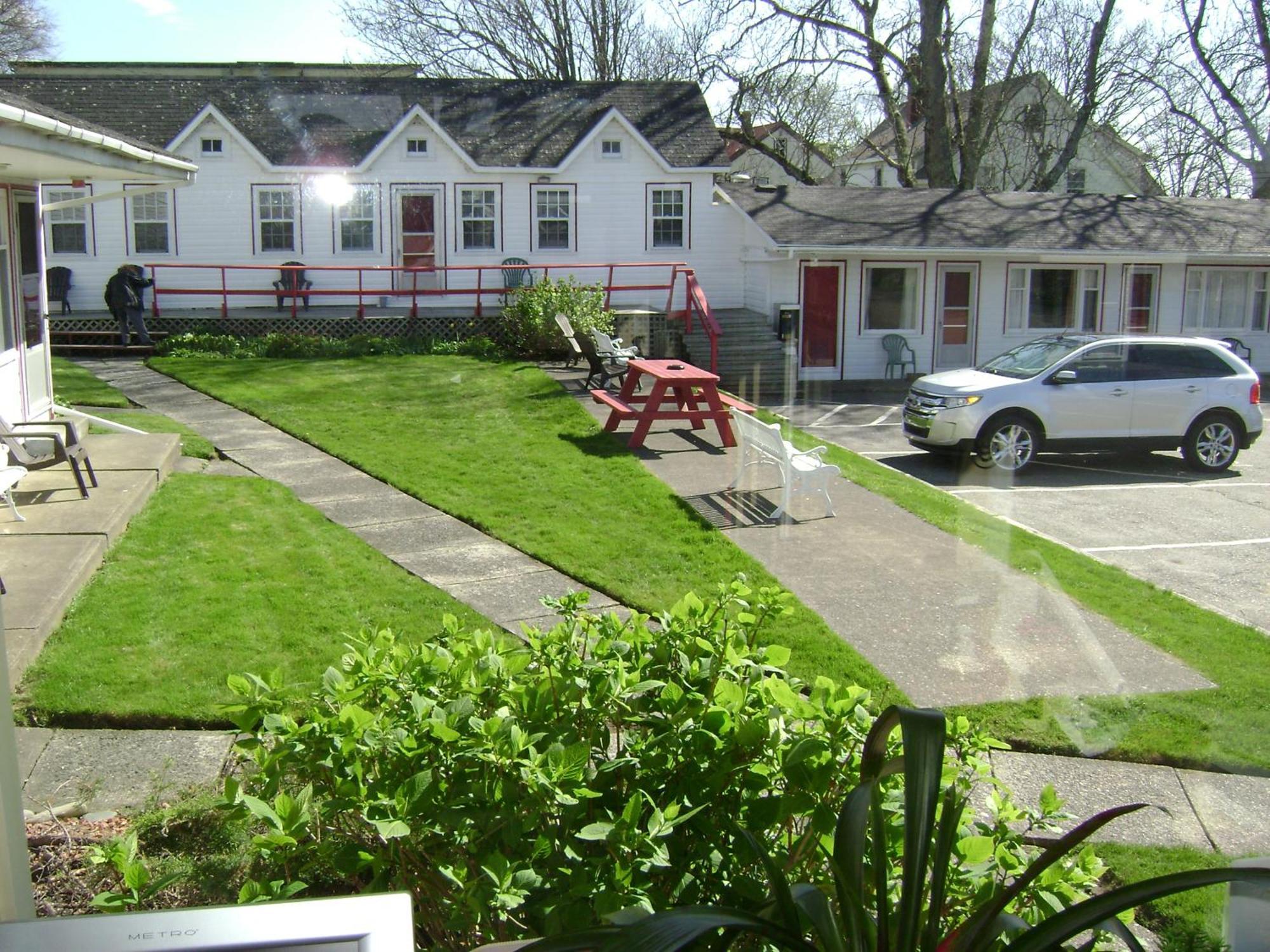 Lakelawn B&B And Motel Yarmouth Eksteriør bilde